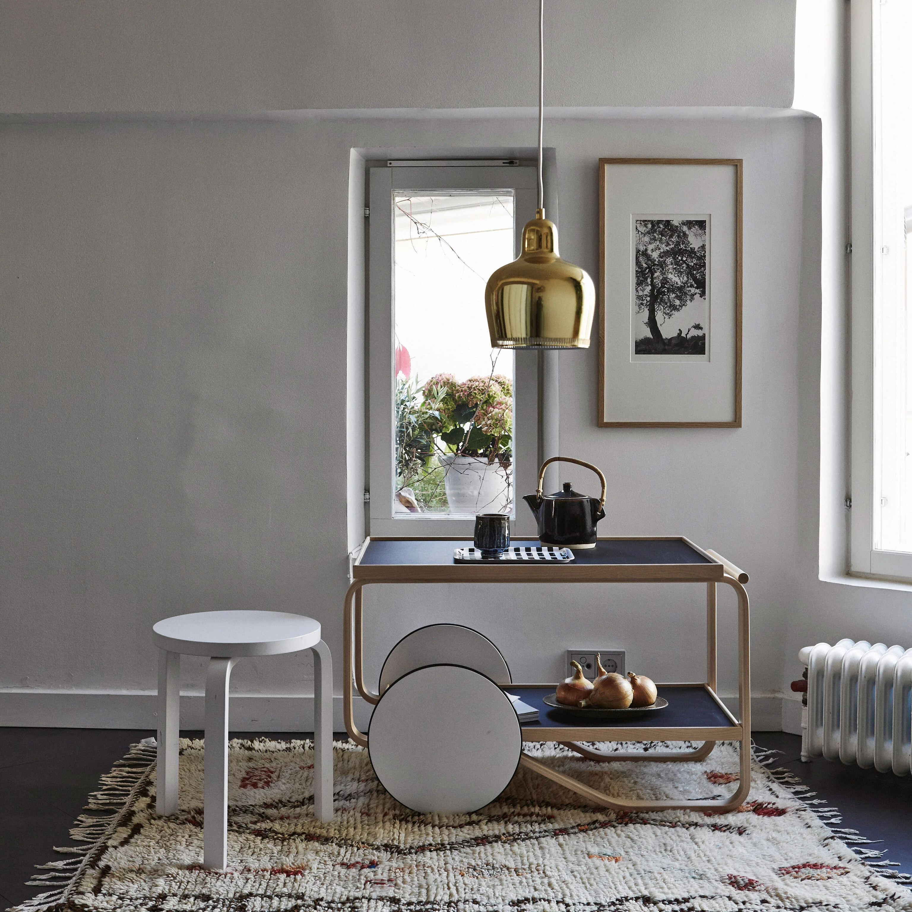 Artek Aalto Tea Trolley 901 - White/ Black/ Birch - Image 3