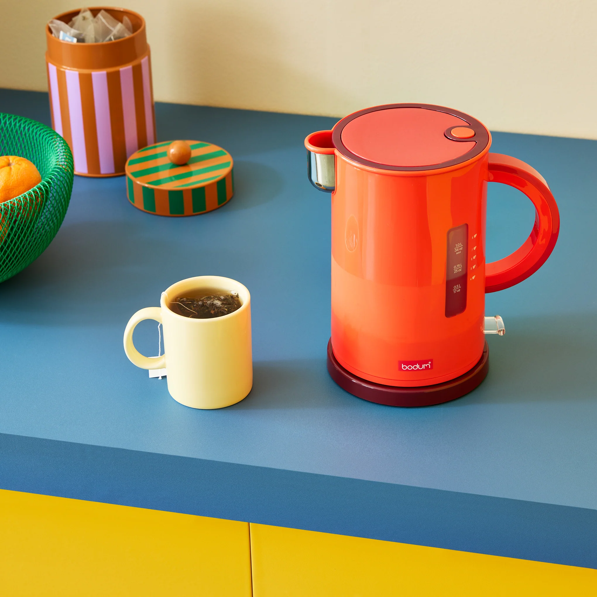 Bodum Electric Kettle - Red - Image 2
