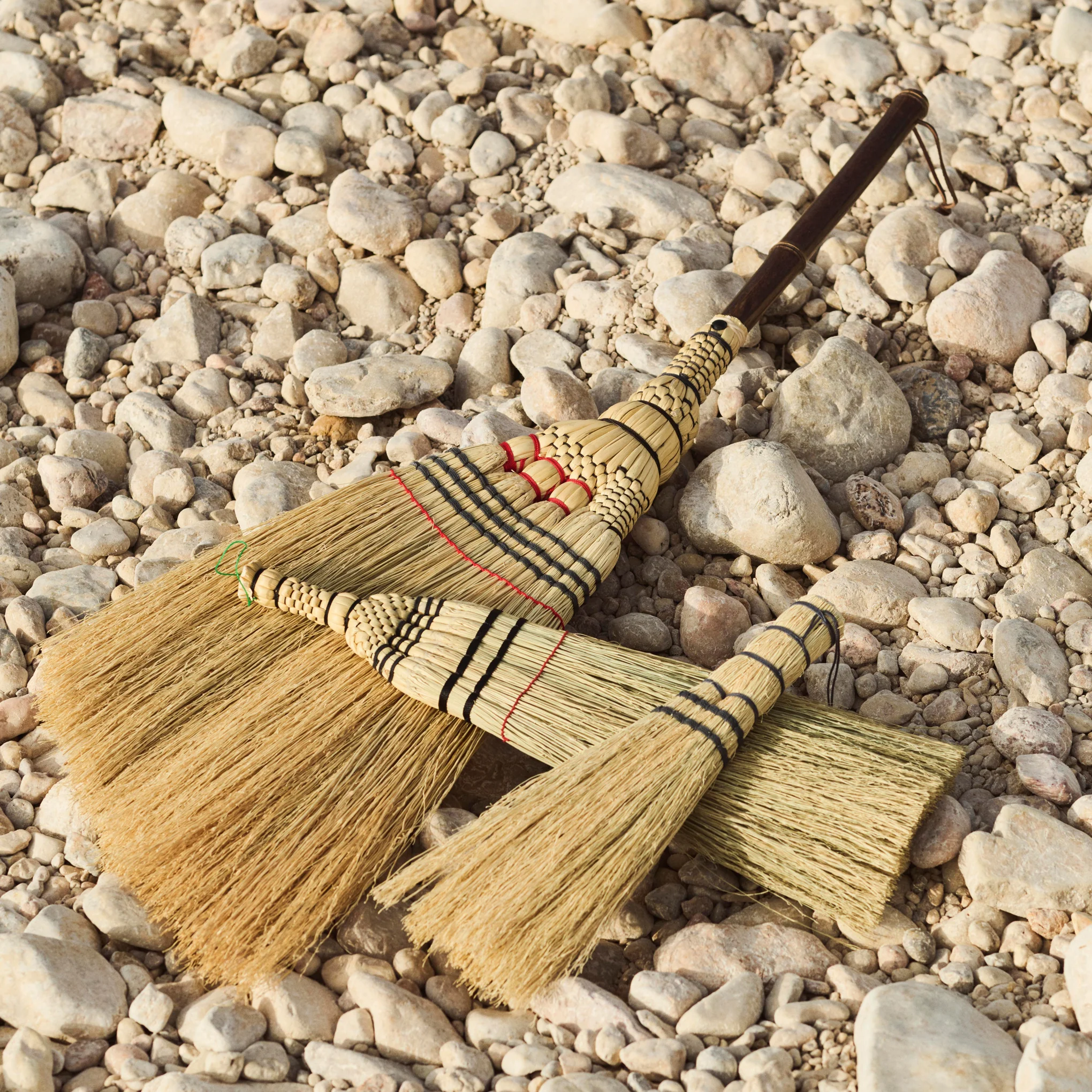 HAY Outdoor Market by Jasper Morrison Shop Broom - Floor - Image 2