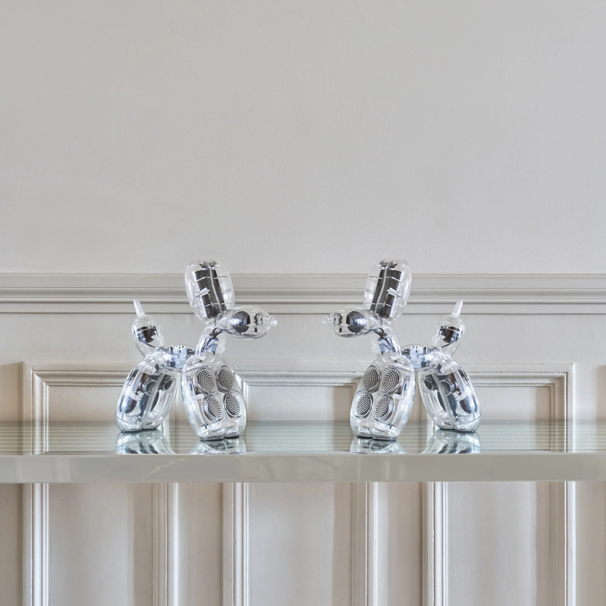 Jeff Koons Balloon Dog Speaker from Lexon - Image 6