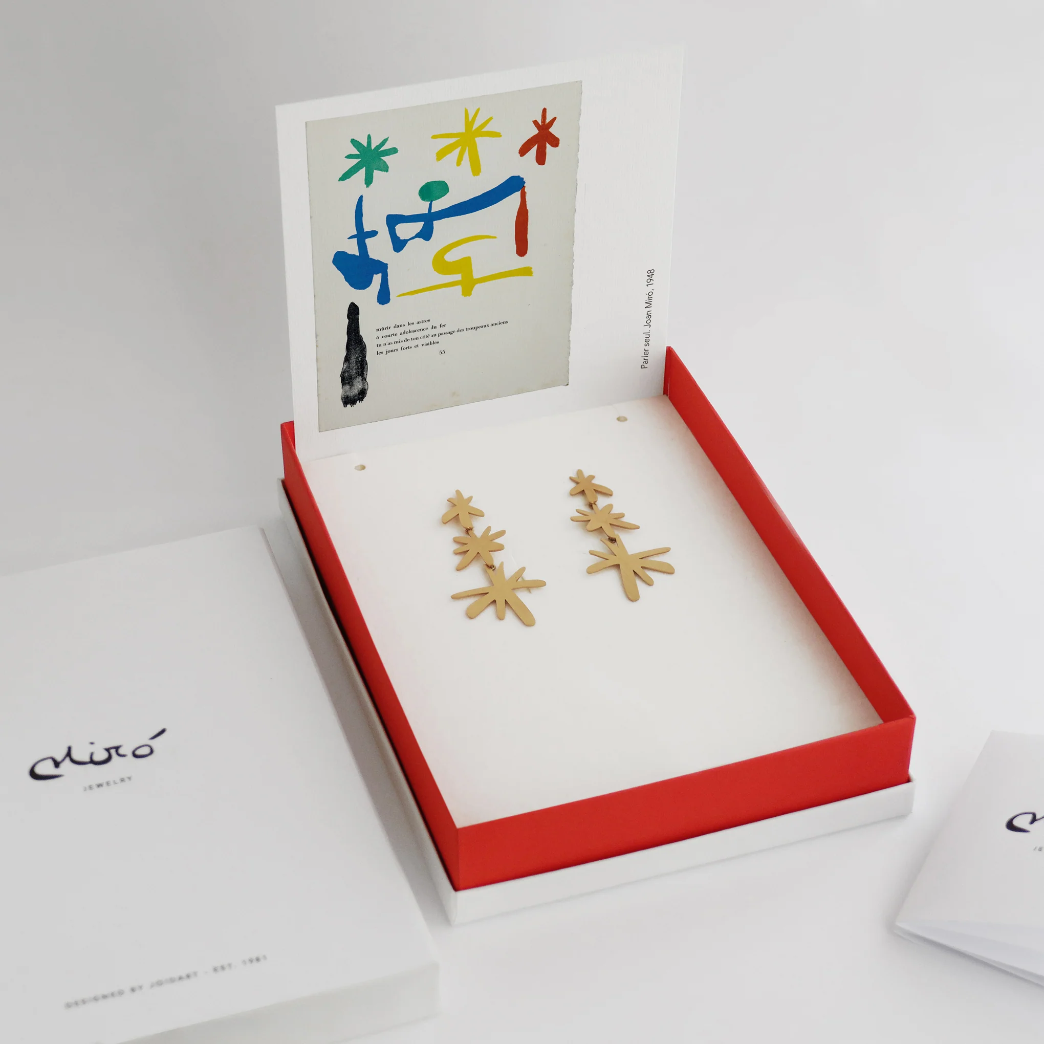 Joan Miró Gold-Plated Linear Star Earrings - Image 3
