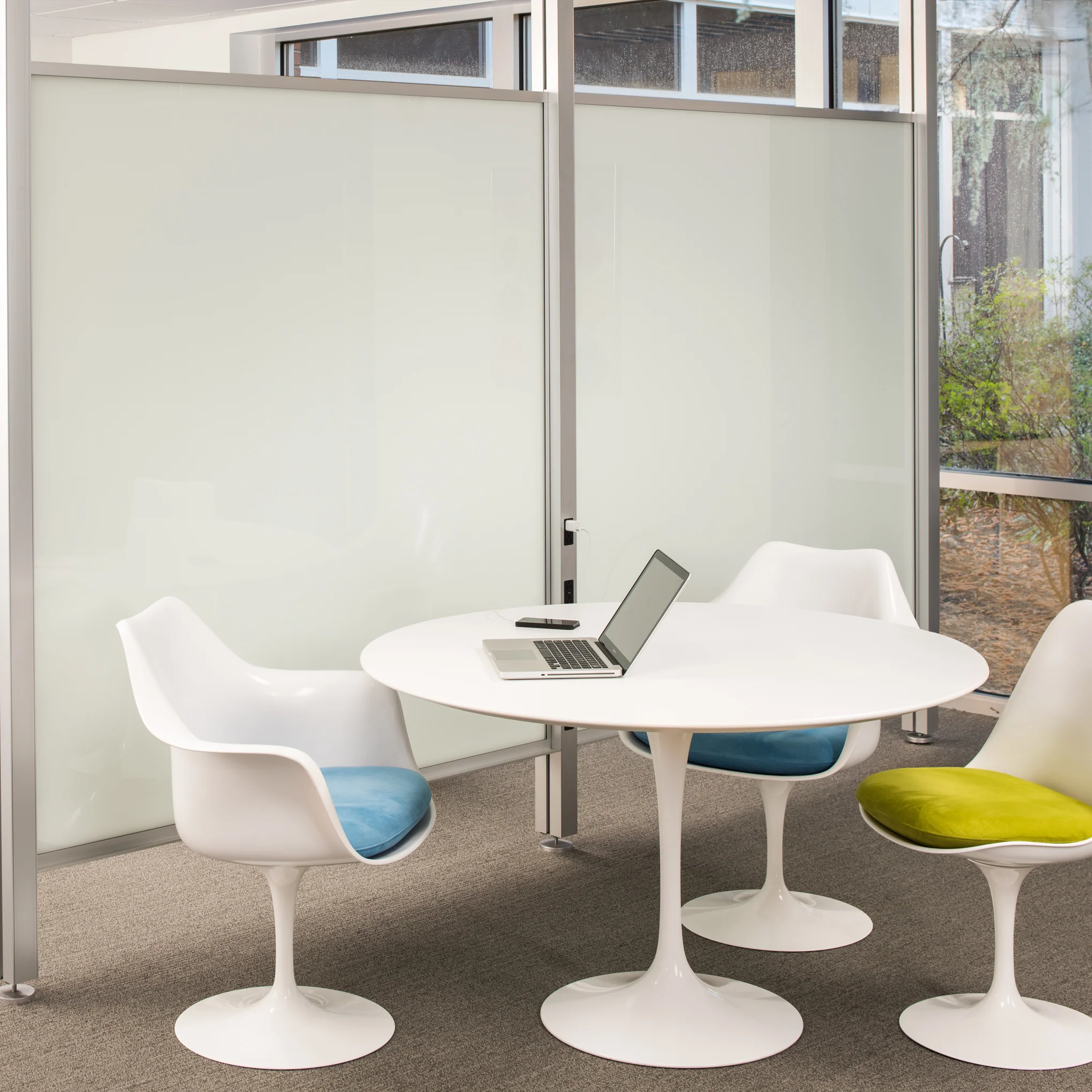 Knoll Dining Table by Eero Saarinen - 35" - Image 2