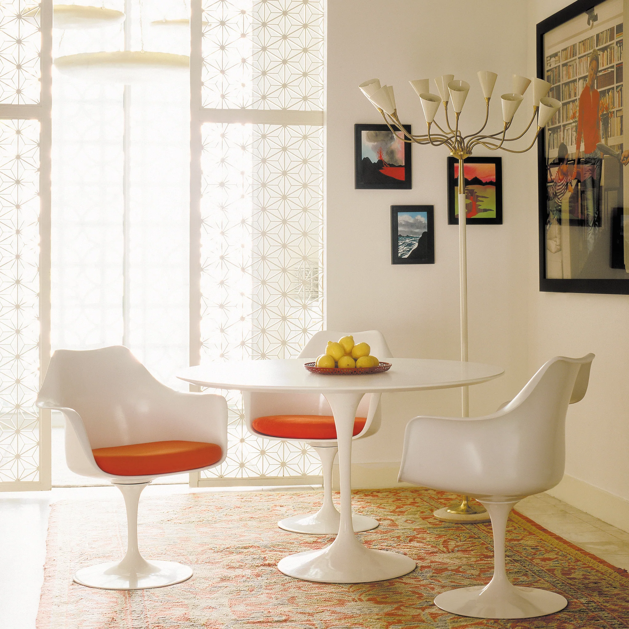 Knoll Dining Table by Eero Saarinen - 35" - Image 3
