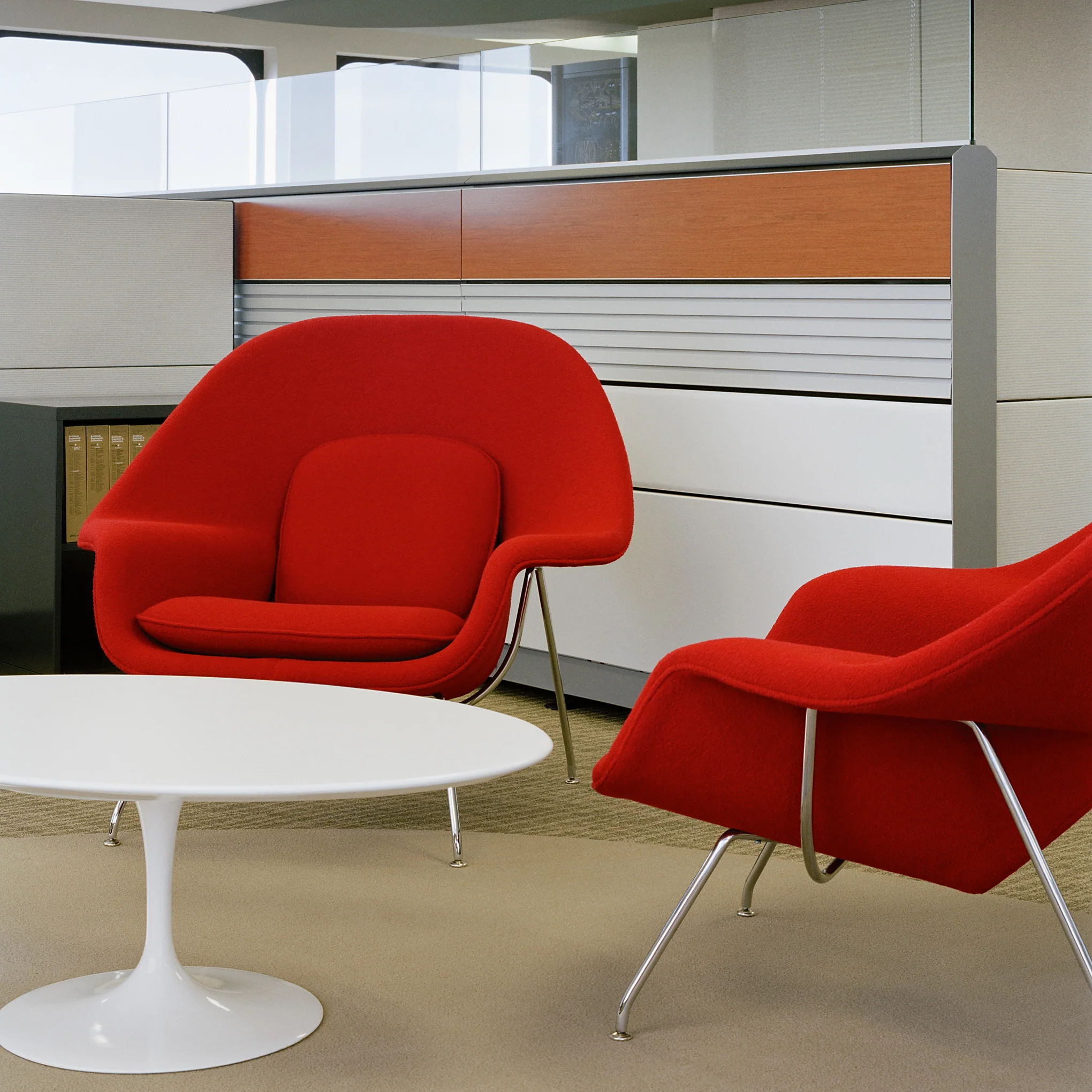 Knoll Womb Lounge Chair & Ottoman by Eero Saarinen - Red - Image 5