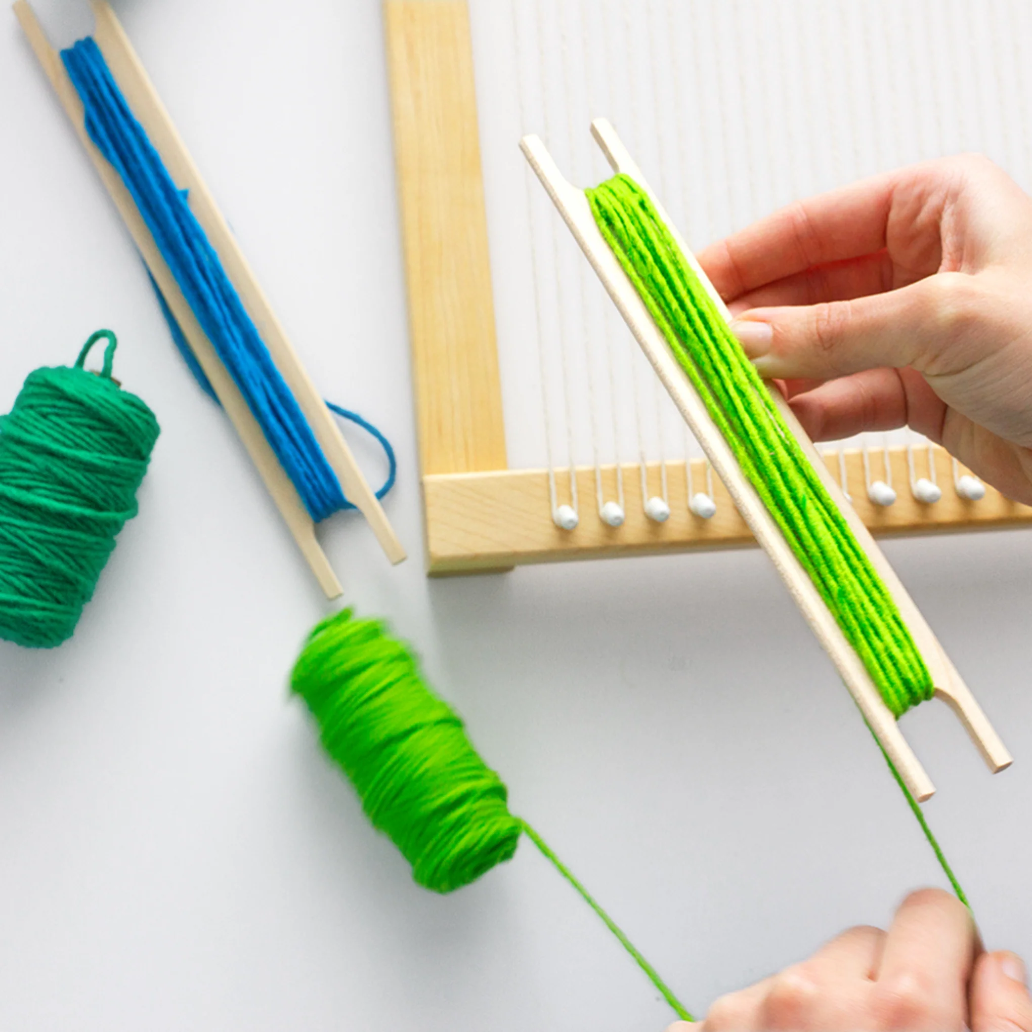 LapLoom A Tapestry Weaving Kit - Image 6