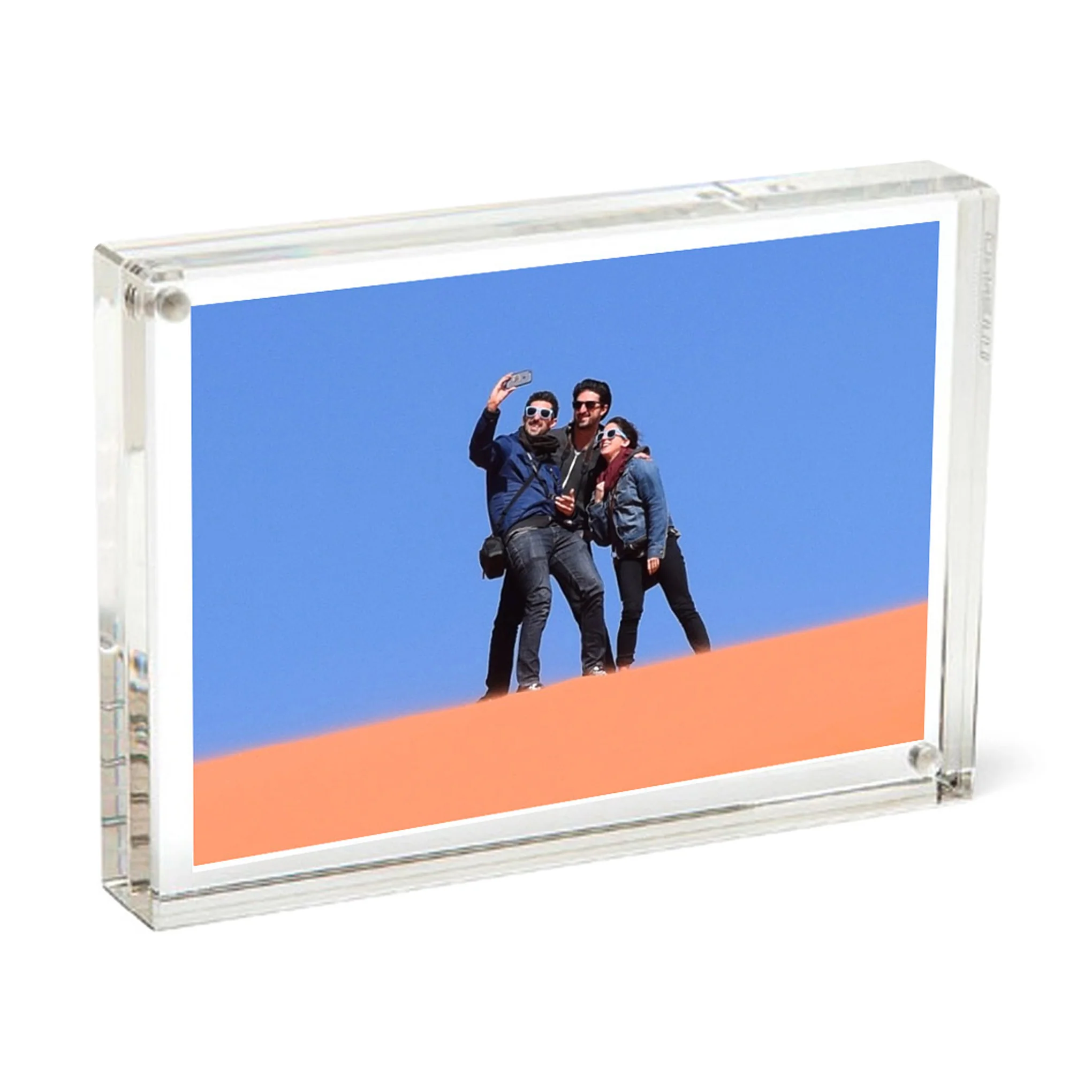 Nicolai Canetti Magnetic Picture Frame - 5 x 7” - Clear