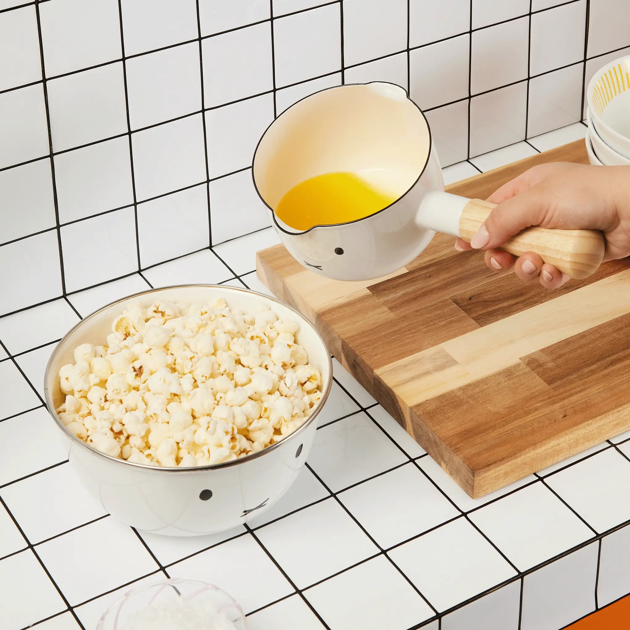 Miffy Milk Pan - Image 3