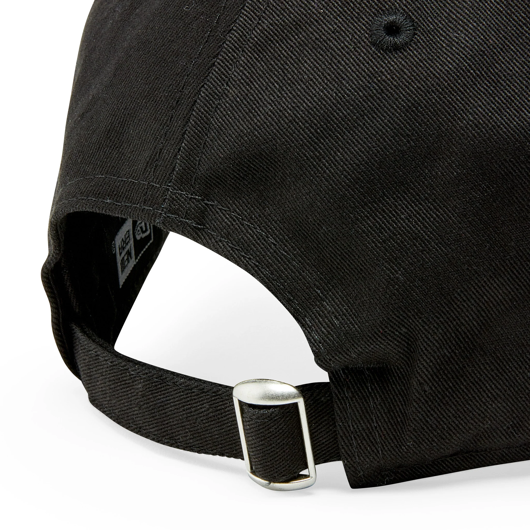 MoMA NY Yankees Adjustable Baseball Cap - Black - Image 4