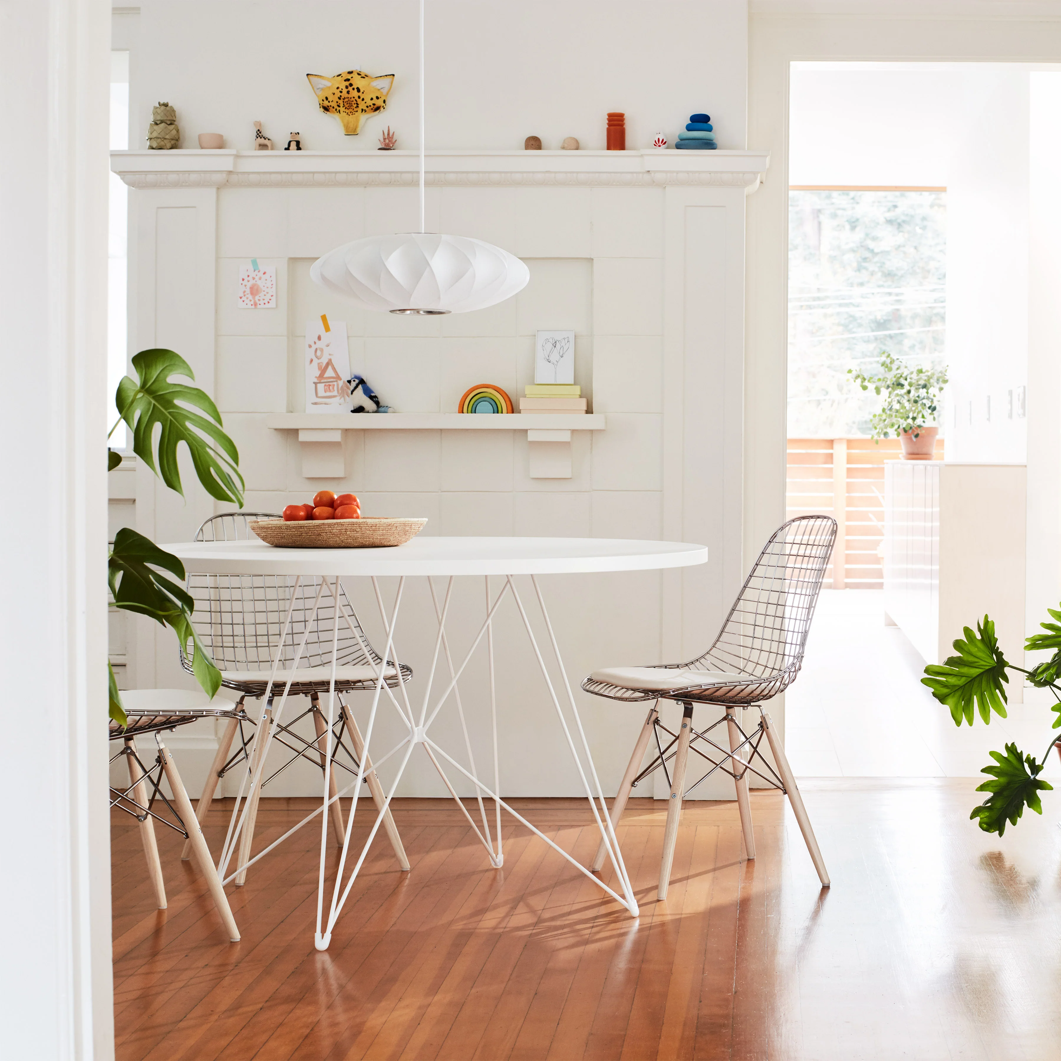 Nelson™ Crisscross Saucer Bubble Pendant from Herman Miller - Image 5