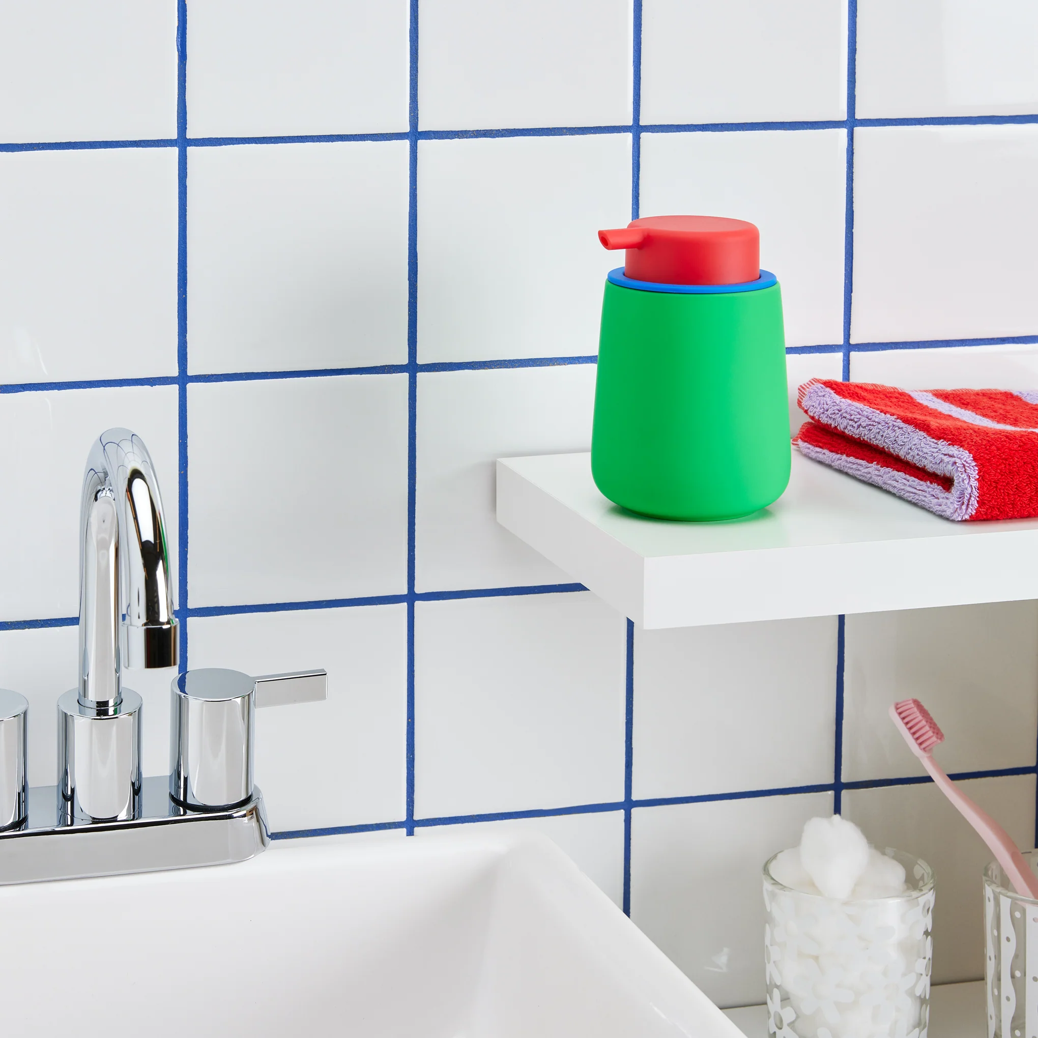 Nova One Color Block Bathroom Accessories - Soap Pump - Image 2