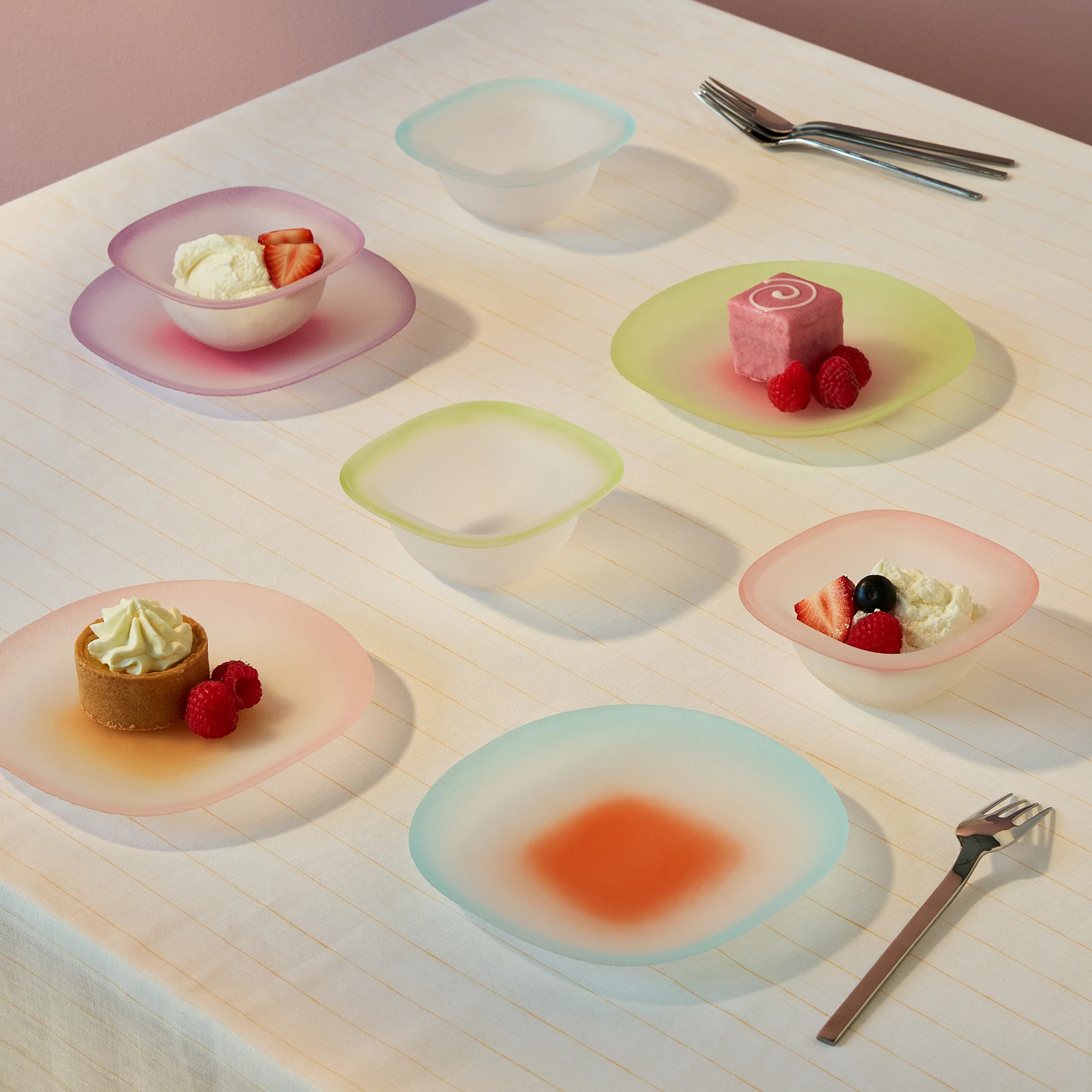Nubi Glass Dinnerware - Set of 4 - Small Plates Set of 4 - Image 2