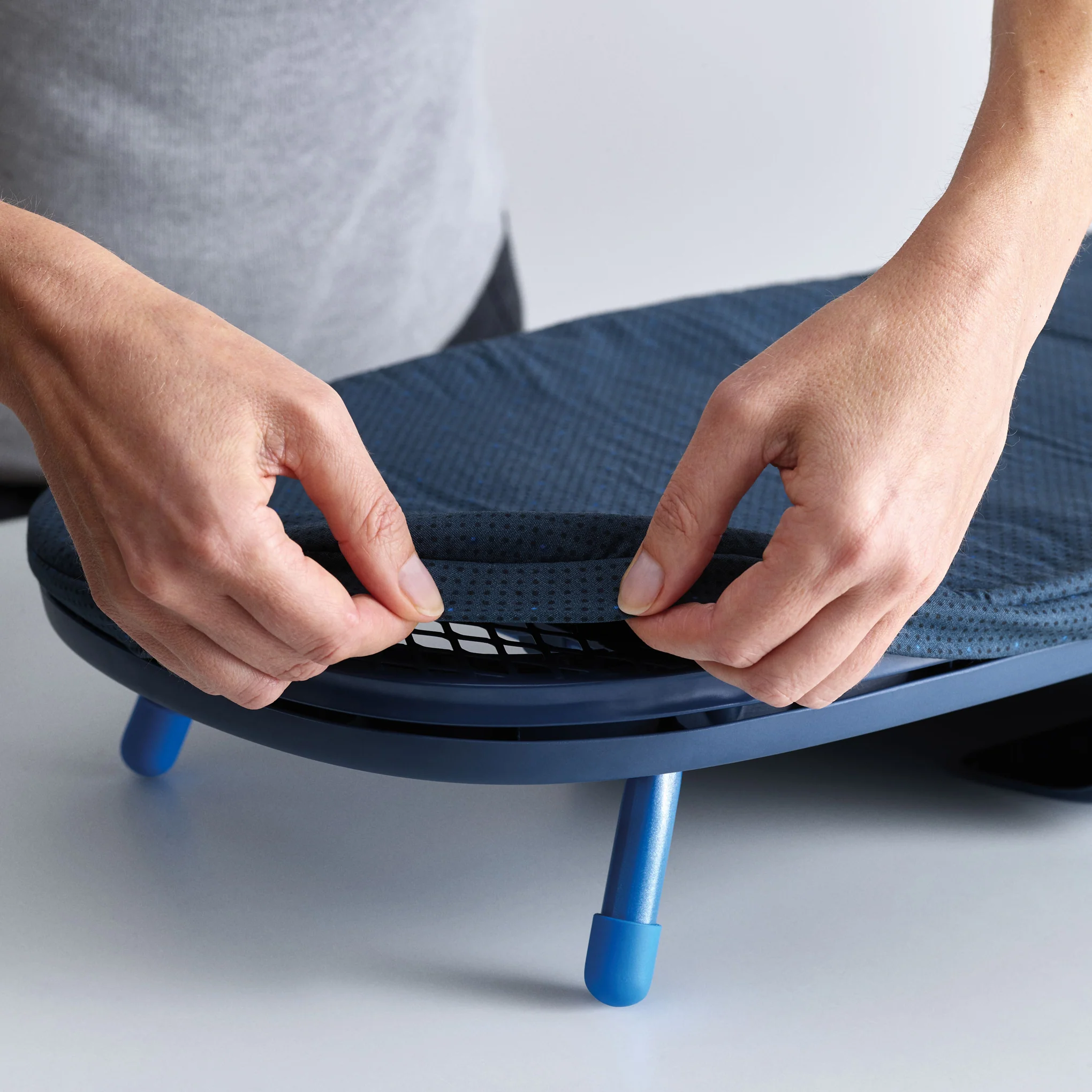 Joseph Joseph Pocket Plus Folding Ironing Board - Blue - Image 4