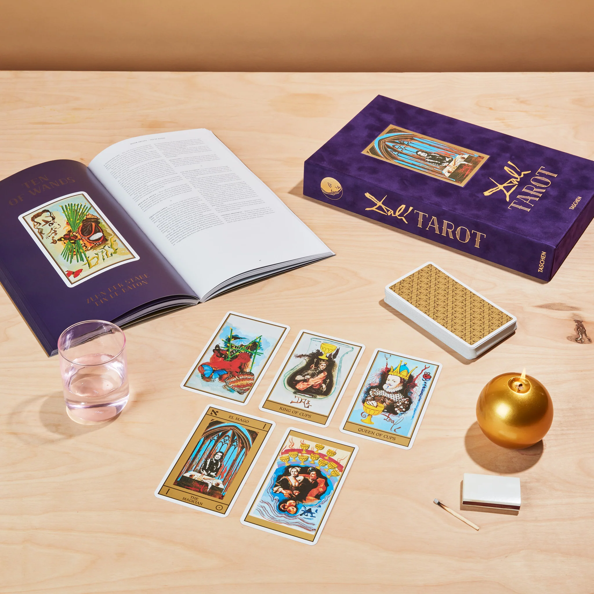 Salvador Dalí Tarot Card Gift Set - Image 5