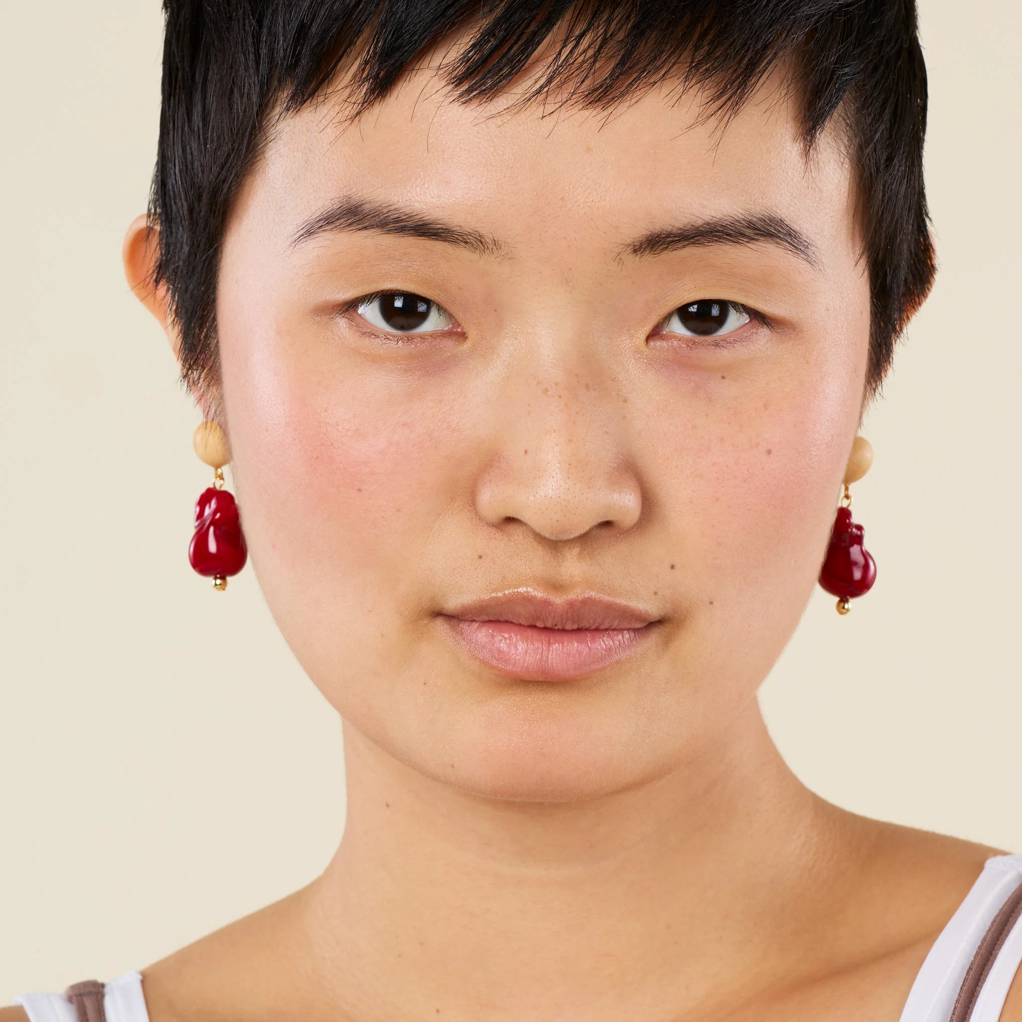 Sophie Monet Scarlet Earrings - Image 4