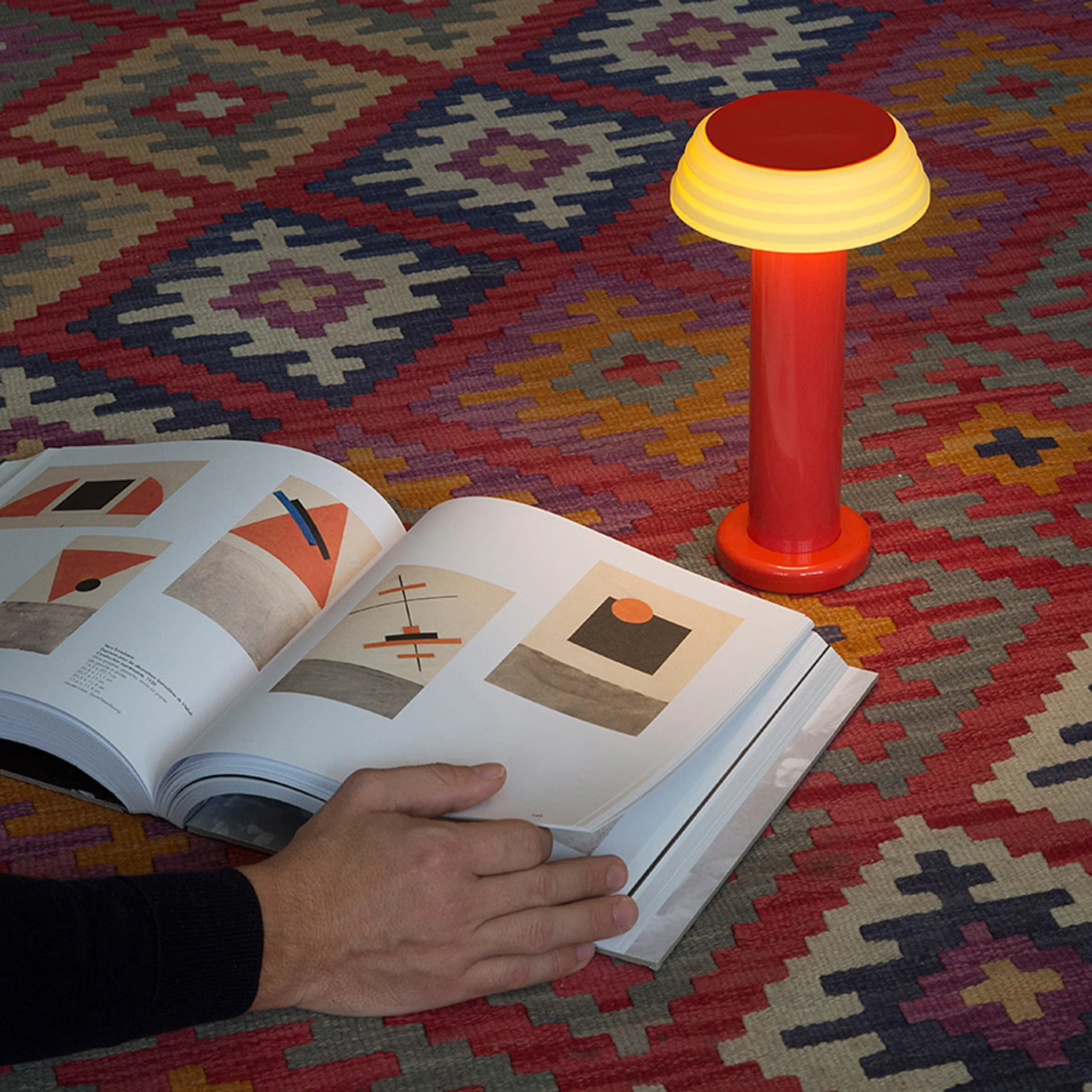 SOWDEN PL1 Portable Lamp - Red/ Yellow - Image 26