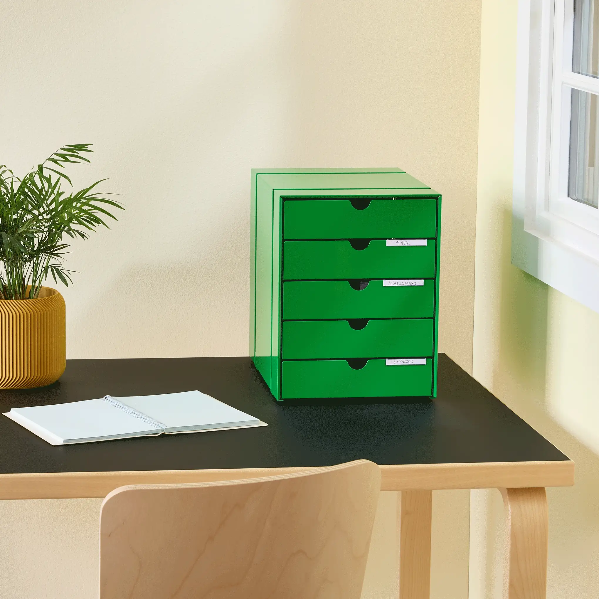 USM Haller 5-Drawer Set - Green - Image 2
