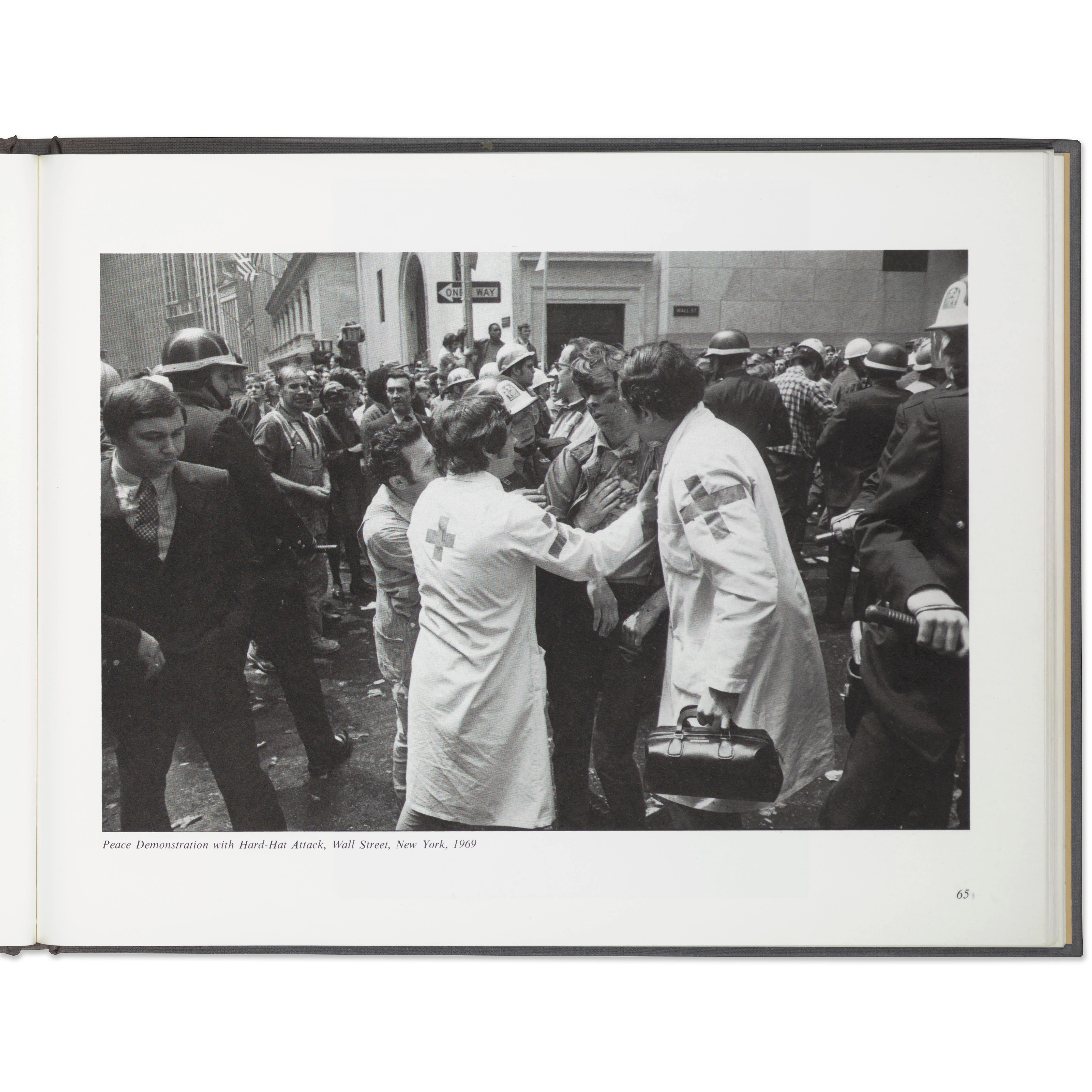 Winogrand Public Relations - Paperback - Image 9